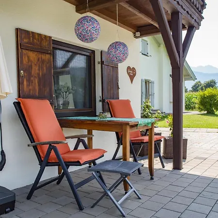 Apartment Gluehwuermchen *